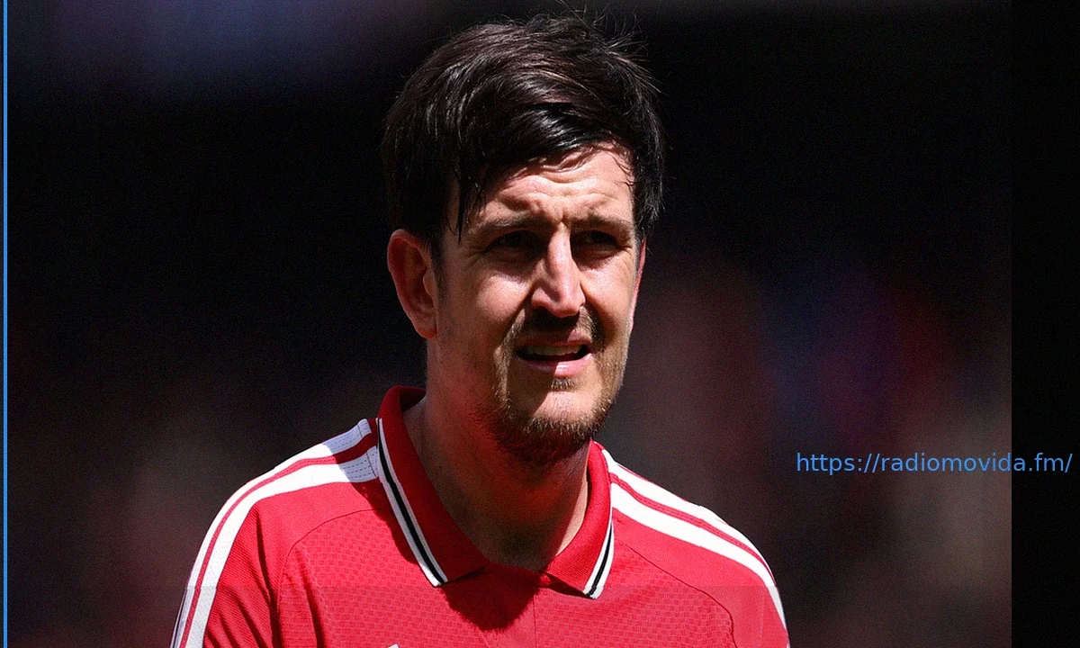 Maguire: Escluso dai Mondiali, Distribuisce Figurine a New York